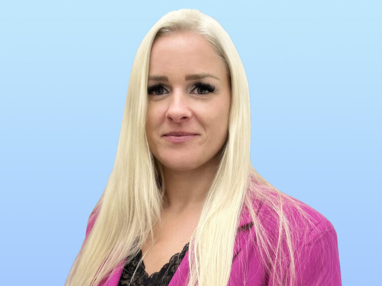 Portrait photo of Stefanie Balkenhol